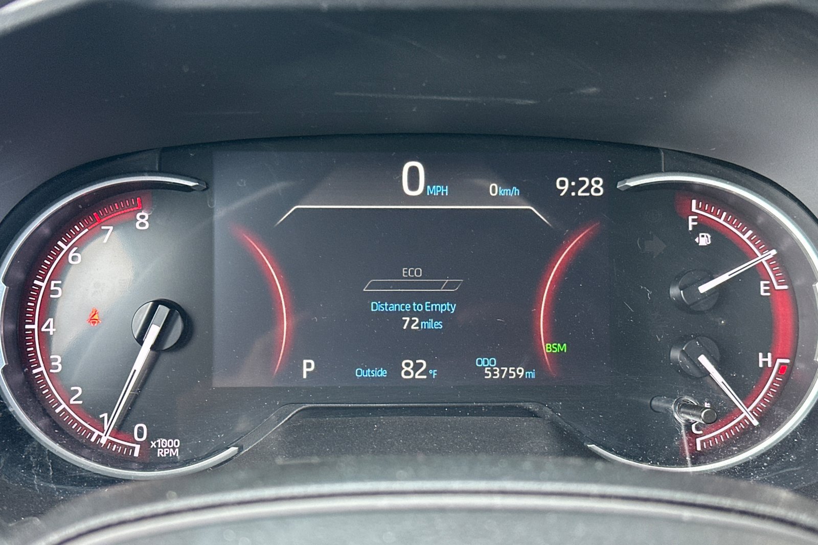 Used 2025 Toyota RAV4 XLE FWD image 23