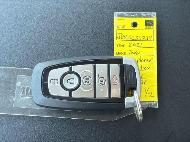 Certified 2021 Ford Explorer Limited w/ Equipment Group 301A AWD/4WD image 35