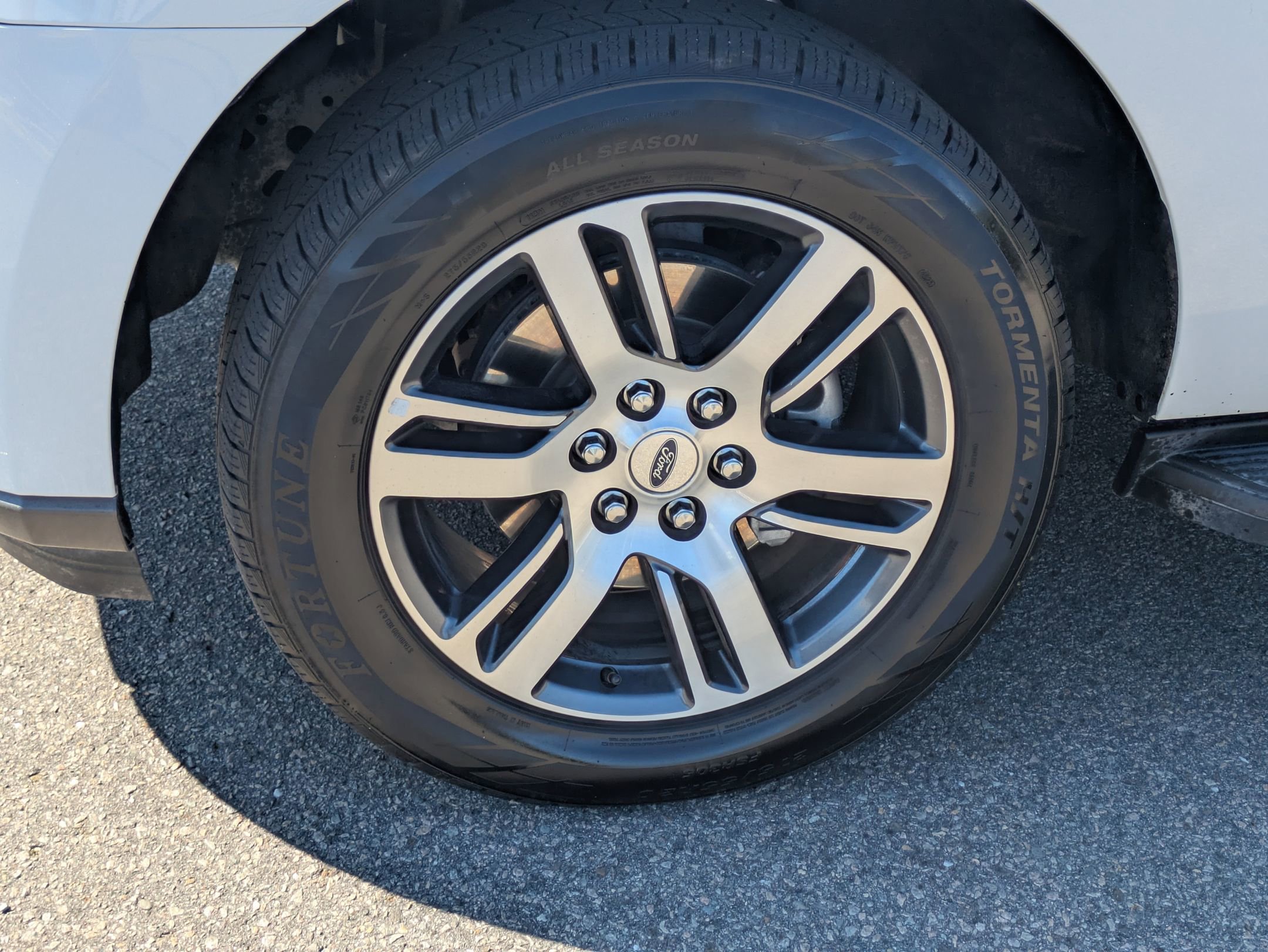 Certified 2024 Ford Expedition Limited image 12