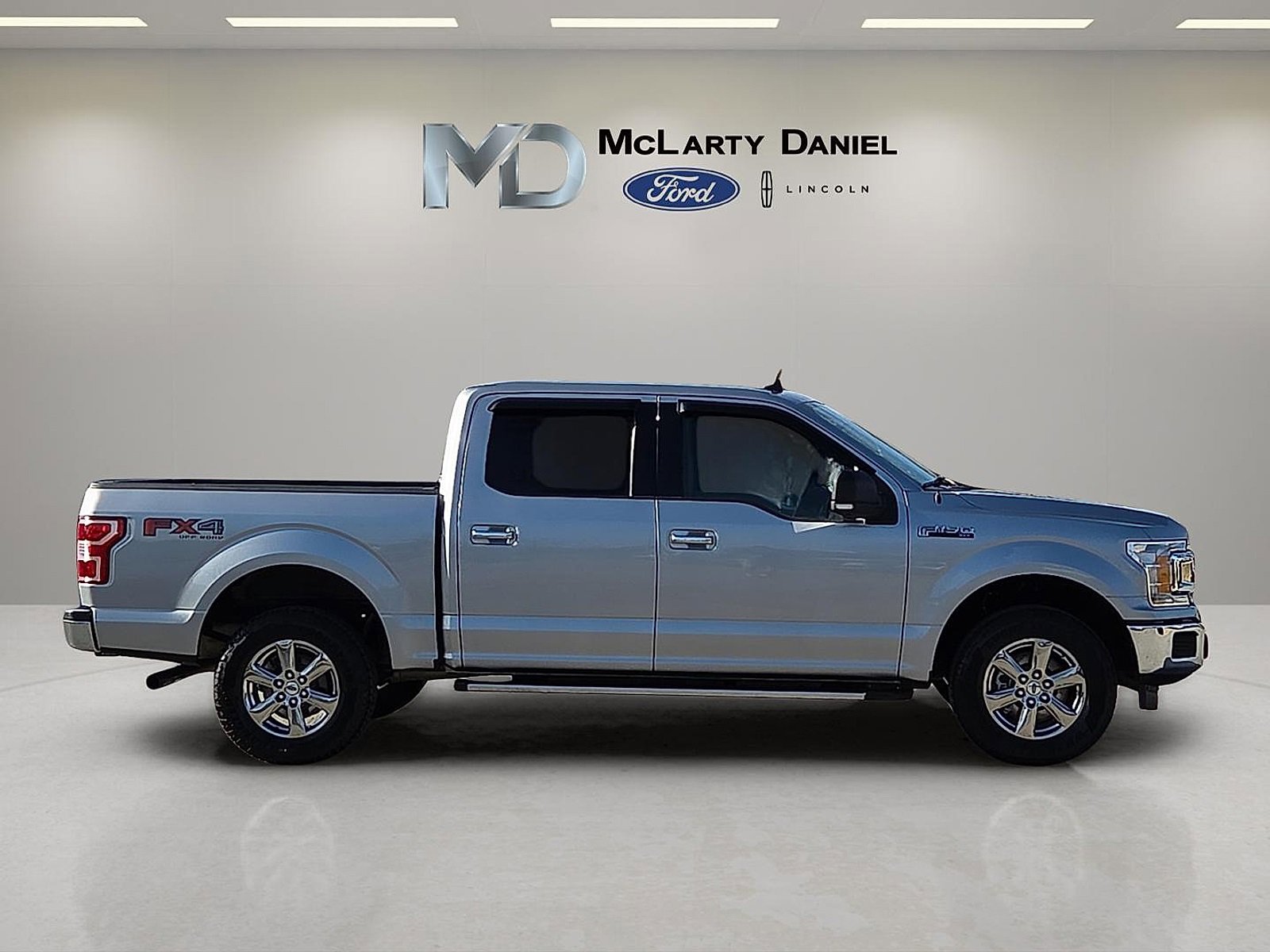 Certified 2020 Ford F150 XLT w/ Equipment Group 302A Luxury image 6