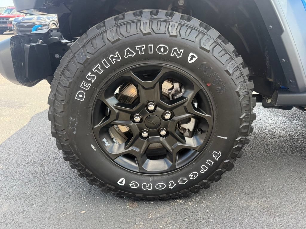 Used 2023 Jeep Wrangler Unlimited w/ Cold Weather Group AWD/4WD image 16