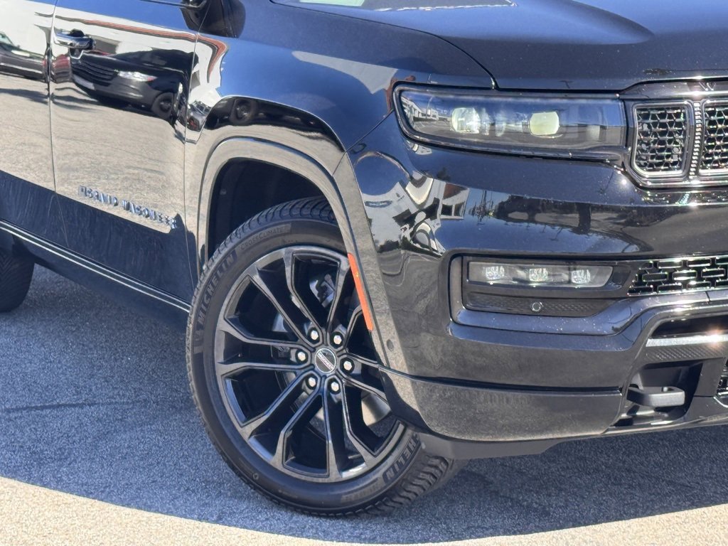 Used 2022 Jeep Grand Wagoneer Series II image 4