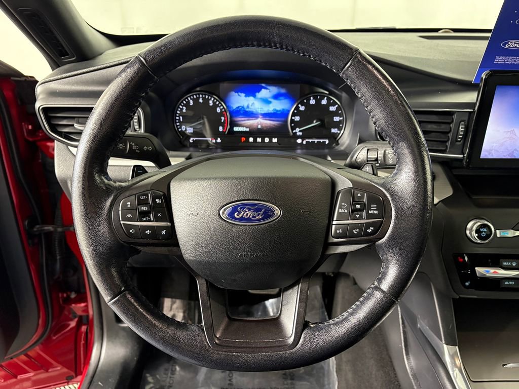 Certified 2020 Ford Explorer XLT w/ Equipment Group 202A AWD/4WD image 15