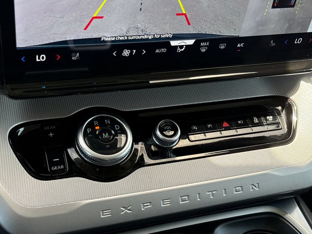 Certified 2025 Ford Expedition Active RWD image 24
