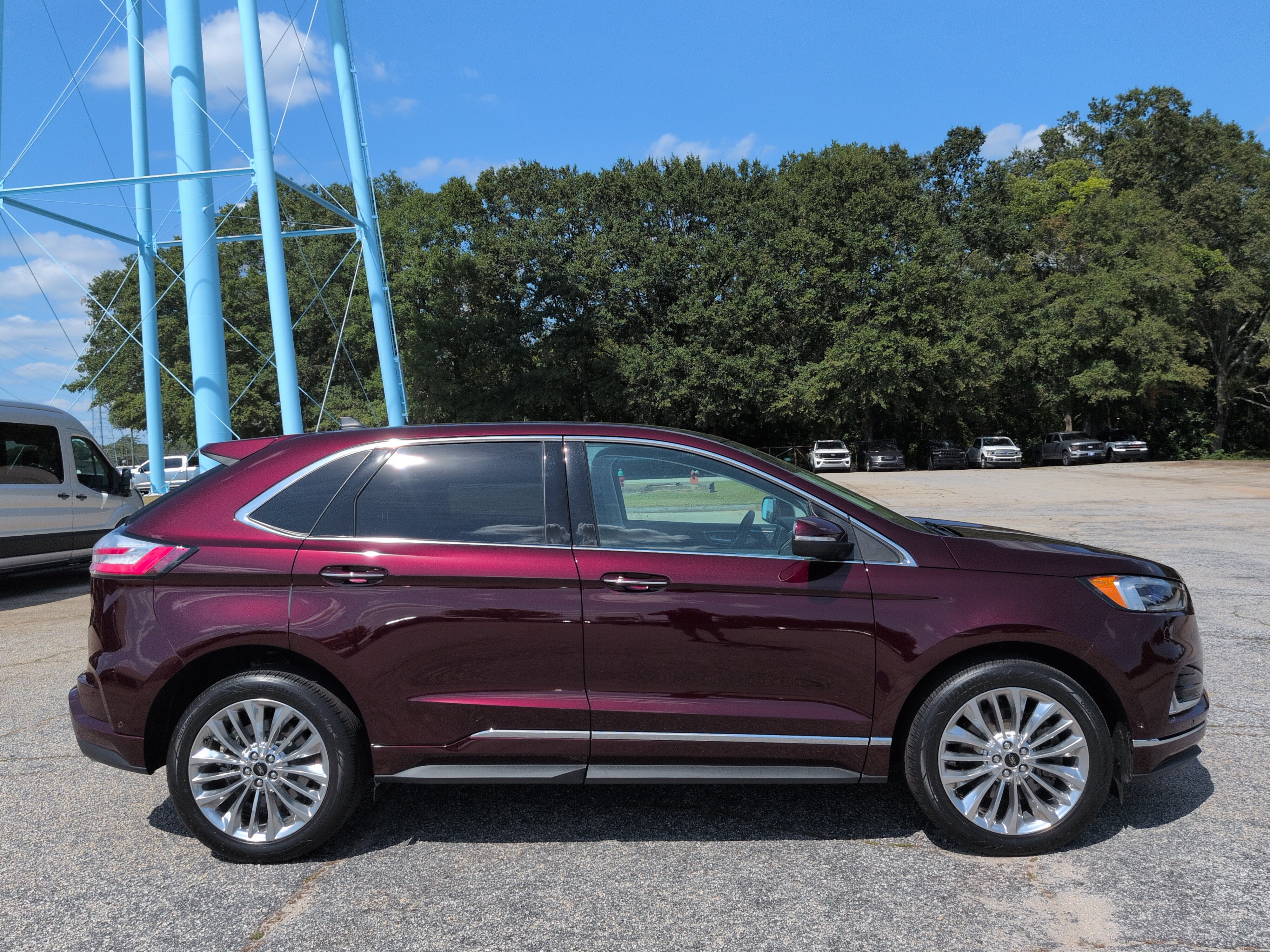 Certified 2024 Ford Edge Titanium w/ Titanium Elite Package AWD/4WD image 2