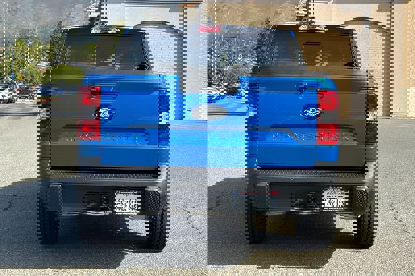 Certified 2025 Ford Maverick Lariat w/ Black Appearance Package image 5