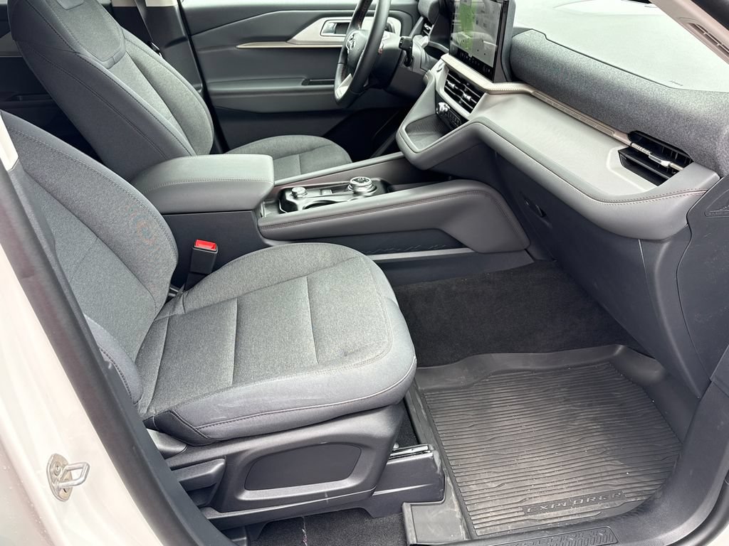 Certified 2026 Ford Explorer Active RWD image 13