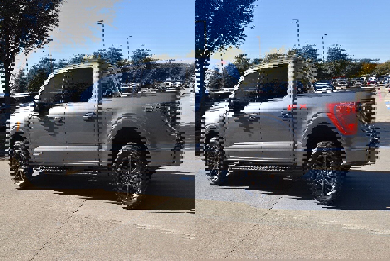 Certified 2023 Ford F150 XLT w/ Equipment Group 302A High image 11