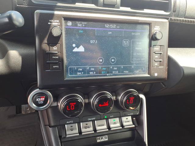 Used 2023 Toyota GR86 w/ ALL Weather Mat Package (TMS) RWD image 9