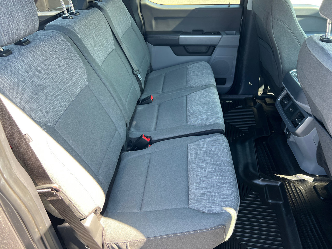 Certified 2024 Ford F350 XLT AWD/4WD image 17