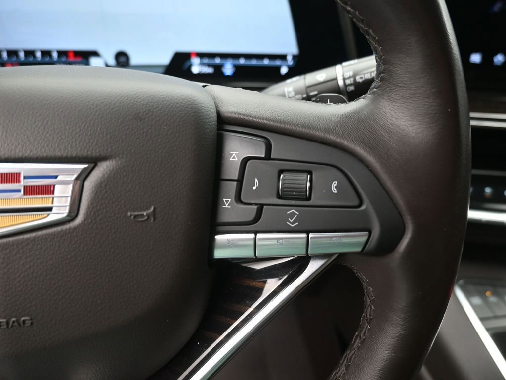 Used 2023 Cadillac Escalade ESV Premium Luxury image 15