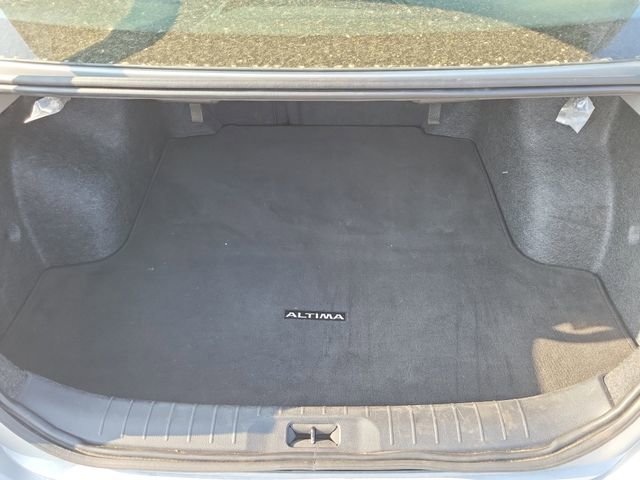 Used 2024 Nissan Altima 2.5 SV FWD image 27