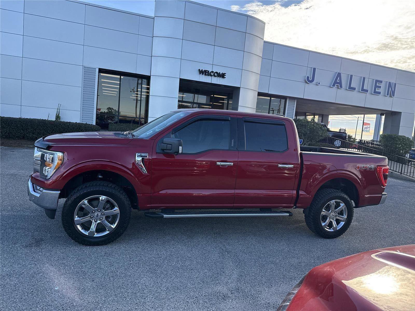 Certified 2022 Ford F150 XLT w/ Equipment Group 302A High image 16