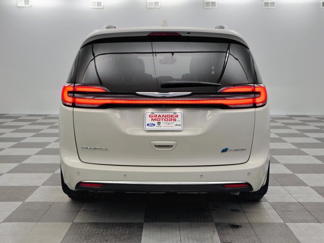 Used 2021 Chrysler Pacifica Touring-L w/ Uconnect Theater Family Group FWD image 10