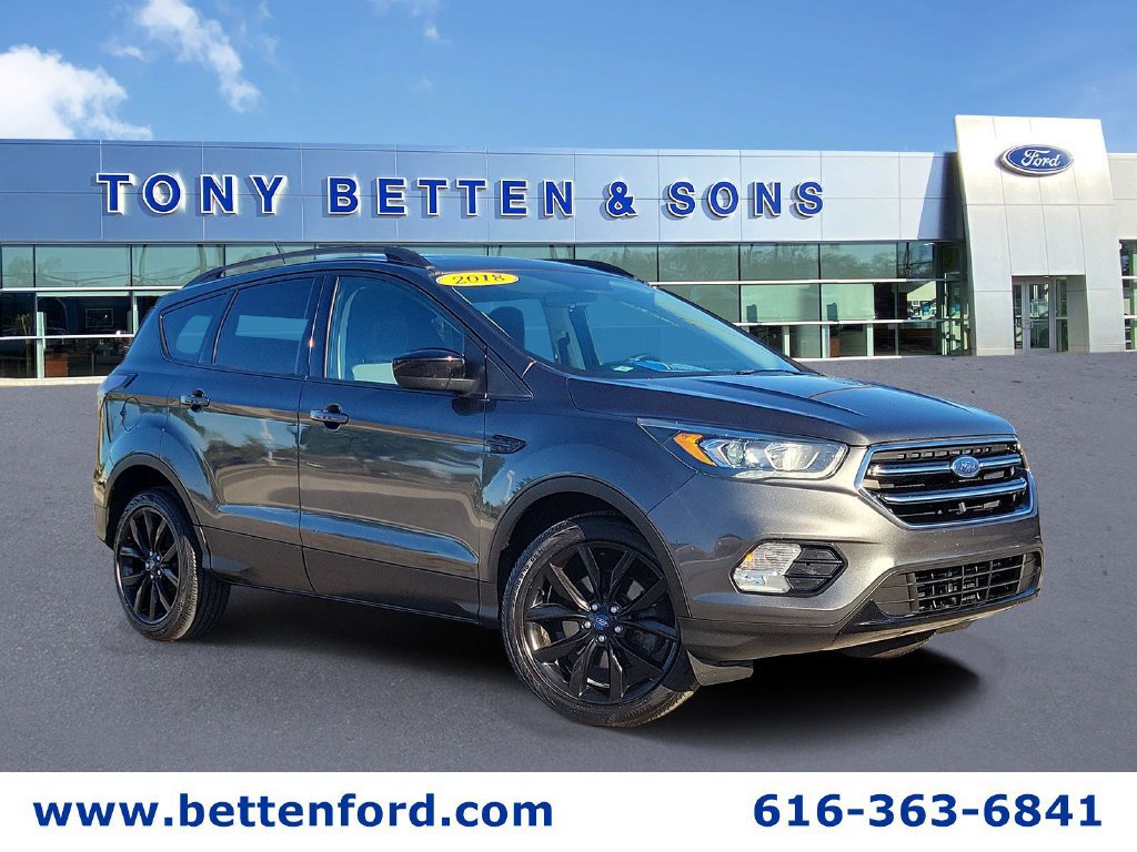 Certified 2018 Ford Escape SE w/ SE Sport Appearance Package