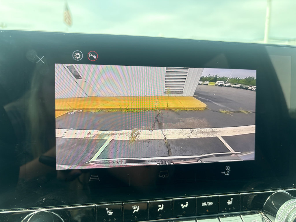 Used 2026 GMC Canyon AT4 AWD/4WD image 17