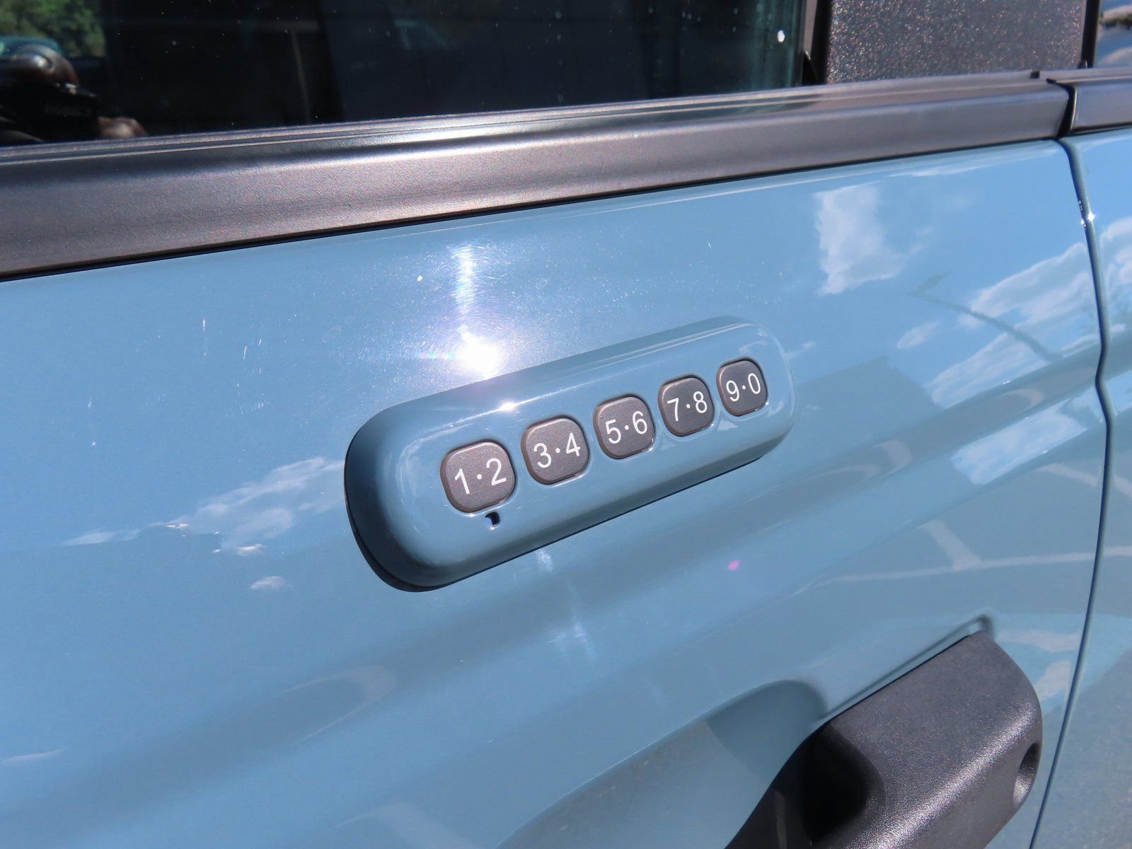 Certified 2022 Ford Bronco Wildtrak image 11