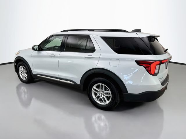 Certified 2025 Ford Explorer Active AWD/4WD image 5
