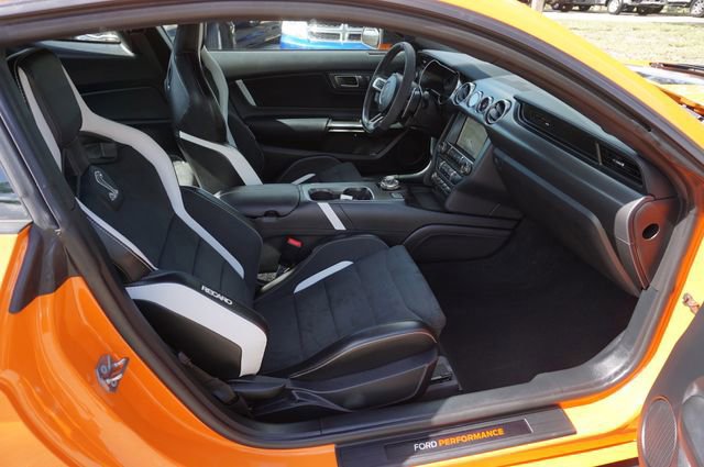 Certified 2020 Ford Mustang Shelby GT500 w/ Technology Package RWD image 9