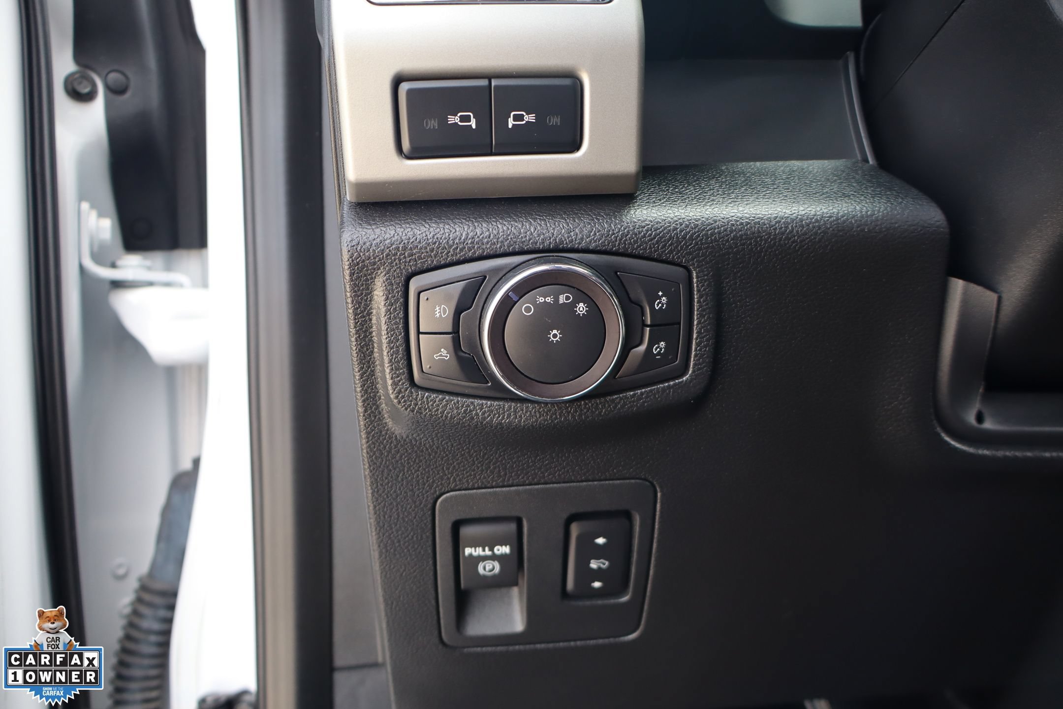 Certified 2019 Ford F150 Lariat w/ Equipment Group 502A Luxury AWD/4WD image 13