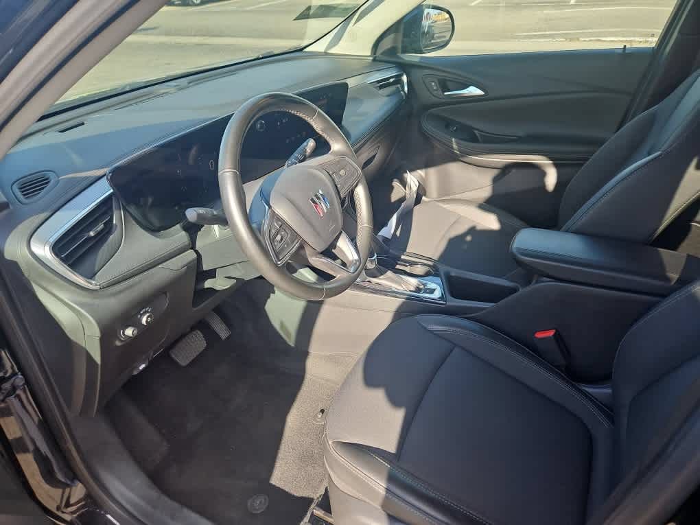 Used 2024 Buick Encore GX Preferred FWD image 14