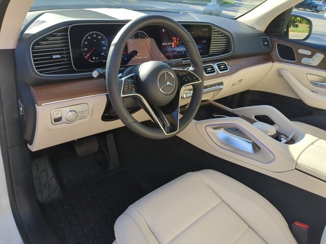 Used 2026 Mercedes-Benz GLE 450e 4MATIC image 16