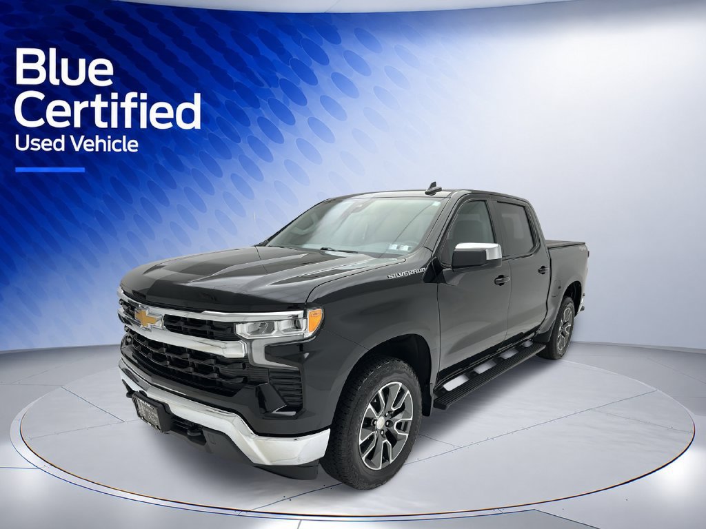Used 2024 Chevrolet Silverado 1500 LT AWD/4WD image 3