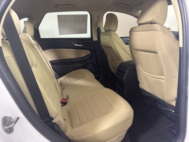 Certified 2021 Ford Edge SE image 9