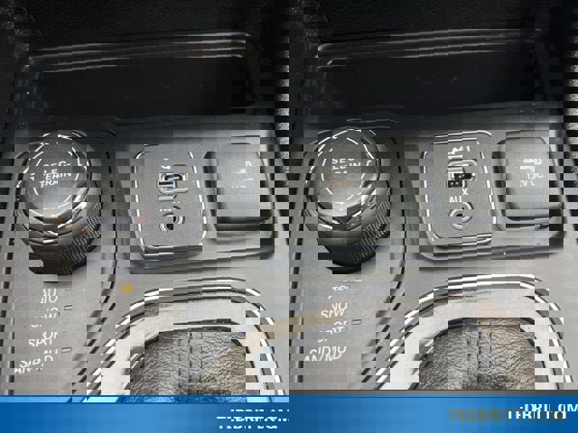 Used 2022 Jeep Cherokee Limited image 36