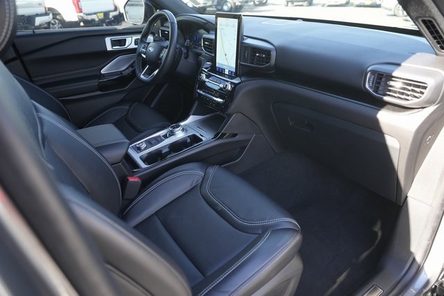 Certified 2023 Ford Explorer ST w/ Equipment Group 401A image 19