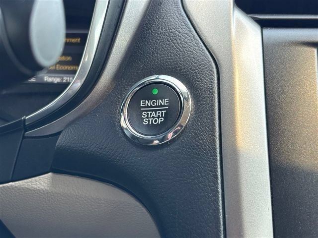 Certified 2020 Ford Fusion SE FWD image 24