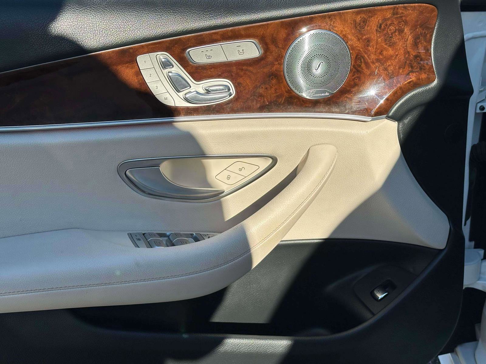 Used 2017 Mercedes-Benz E 300 E 300 image 19