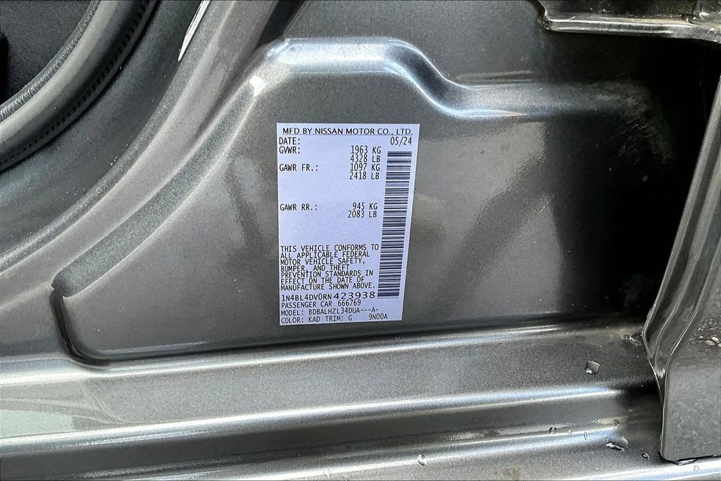 Used 2024 Nissan Altima 2.5 SV FWD image 21