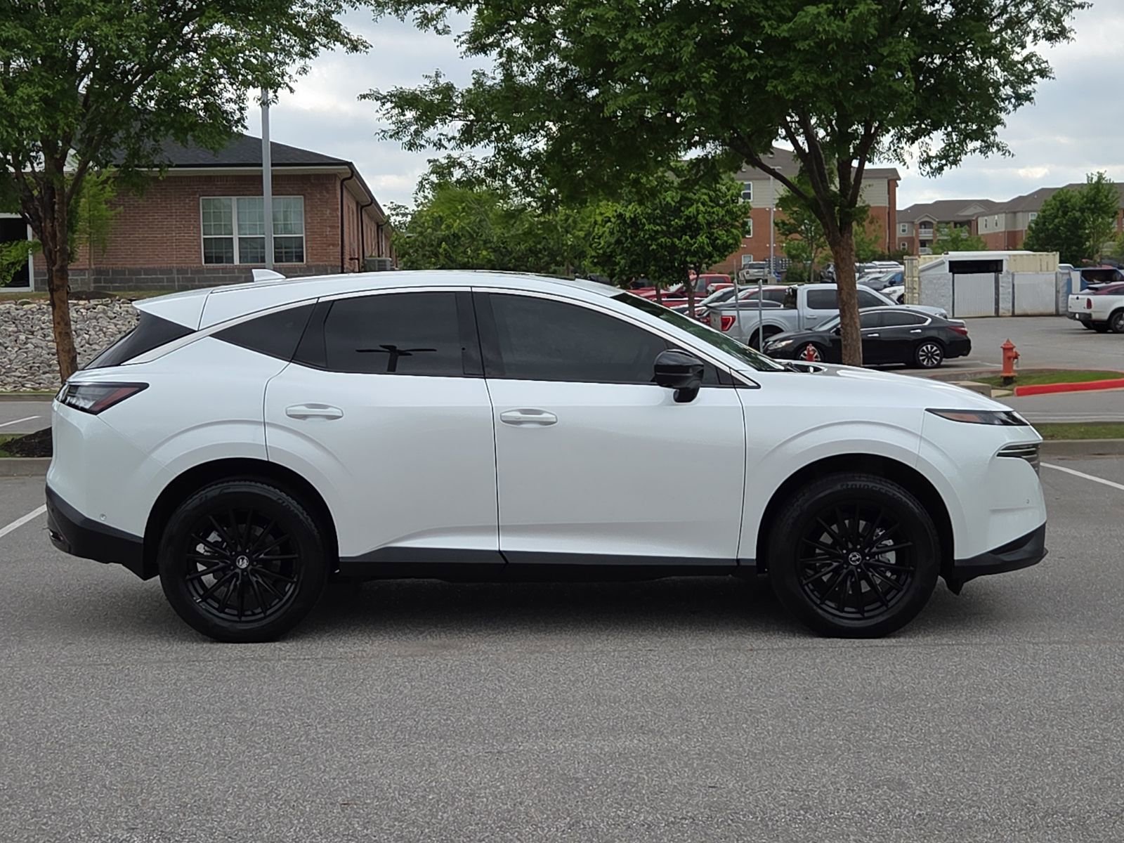 Used 2025 Nissan Murano SL image 6
