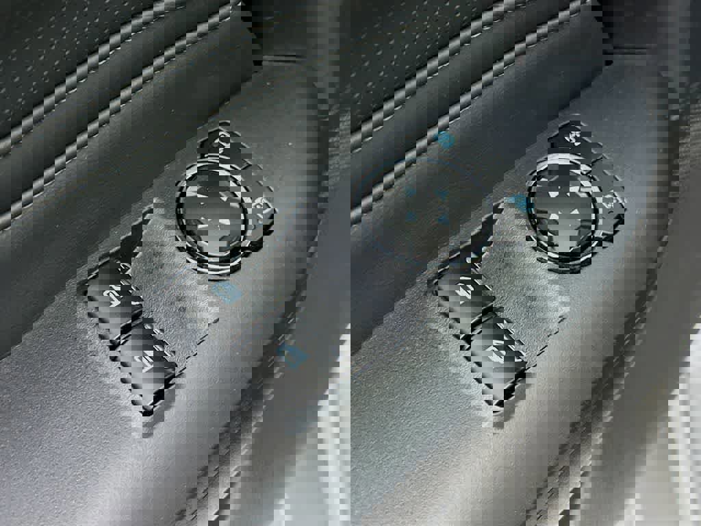 Certified 2024 Ford Mustang Premium image 27