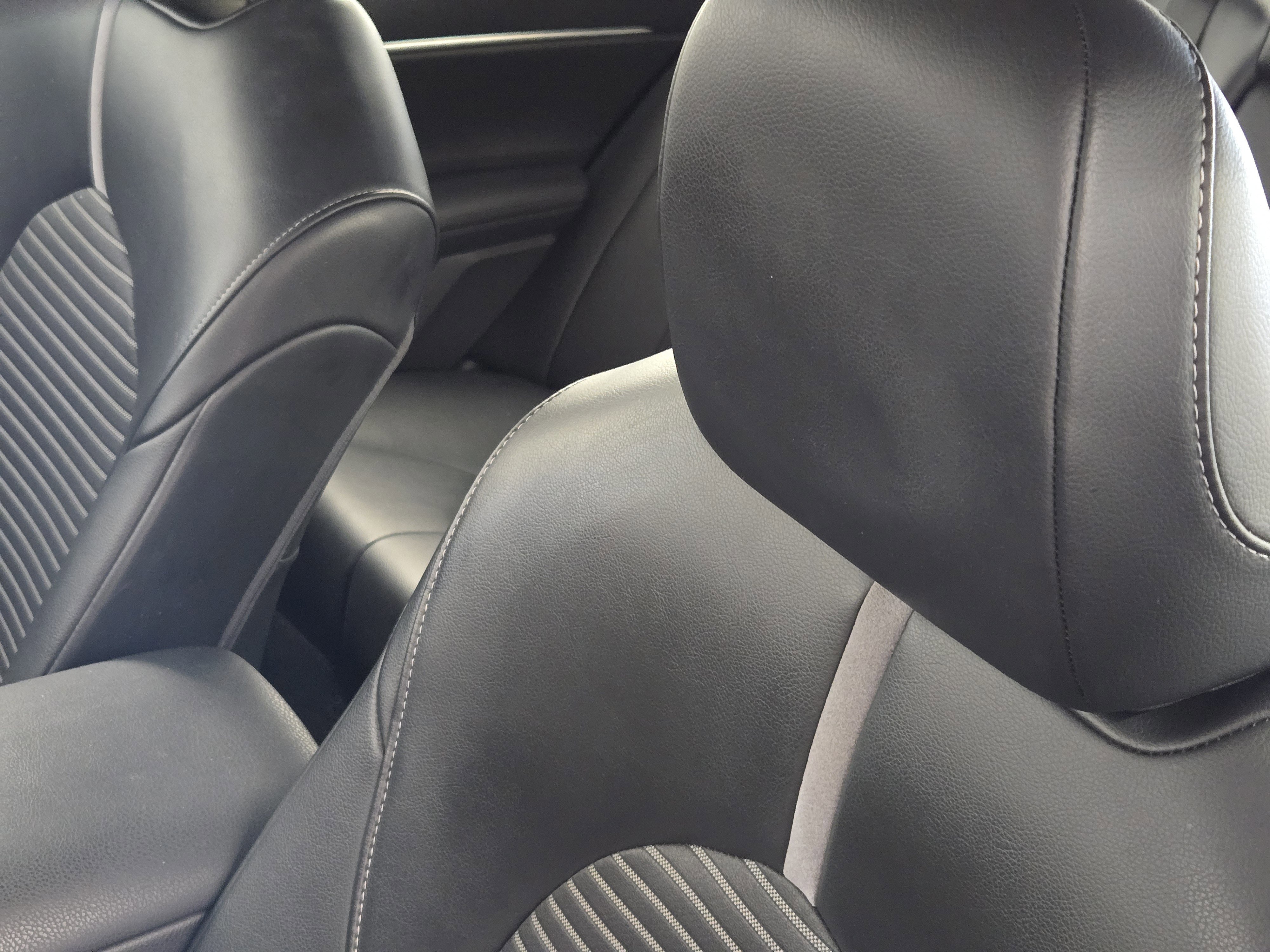 Used 2021 Toyota Camry SE FWD image 16