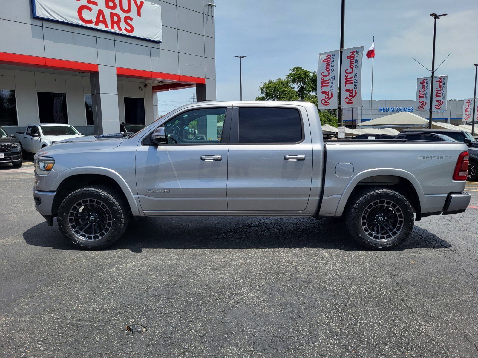 Used 2021 RAM 1500 Laramie AWD/4WD image 7
