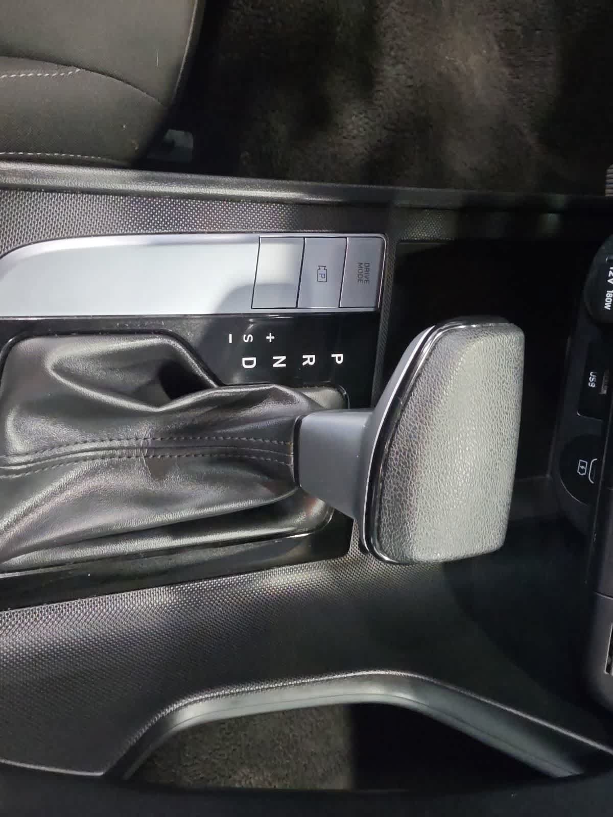 Used 2024 Hyundai Elantra SEL FWD image 21