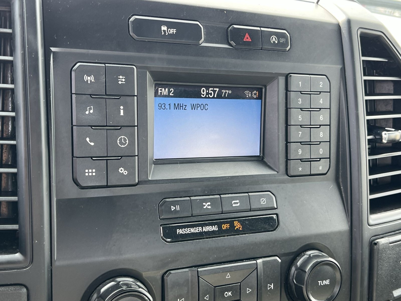 Certified 2018 Ford F150 XL w/ Equipment Group 101A Mid RWD image 17