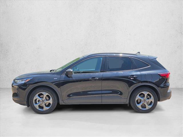 Certified 2025 Ford Escape ST-Line FWD image 9