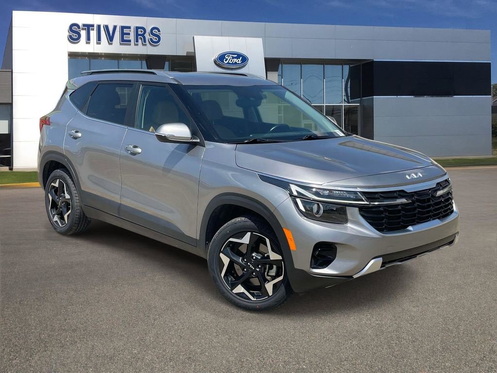 Used 2024 Kia Seltos EX AWD/4WD image 1