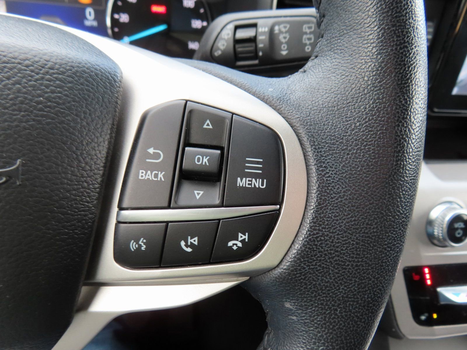 Certified 2023 Ford Explorer XLT w/ Equipment Group 202A image 19