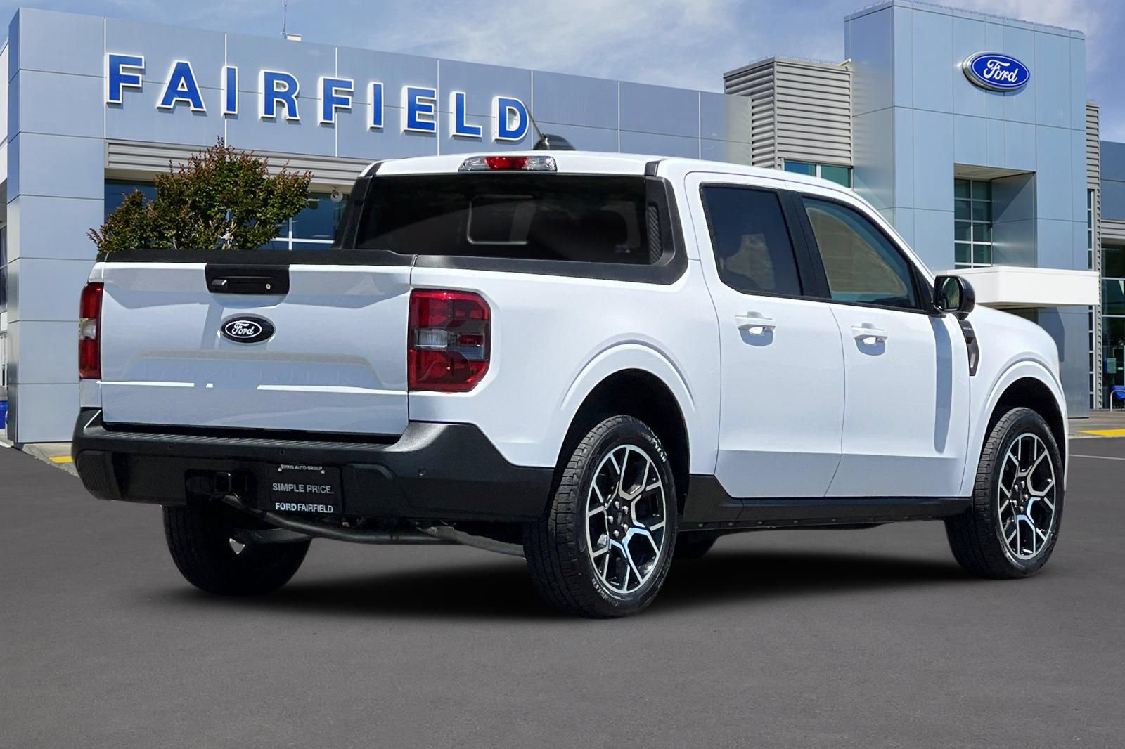 Certified 2025 Ford Maverick Lariat w/ 4K Tow Package AWD/4WD image 2