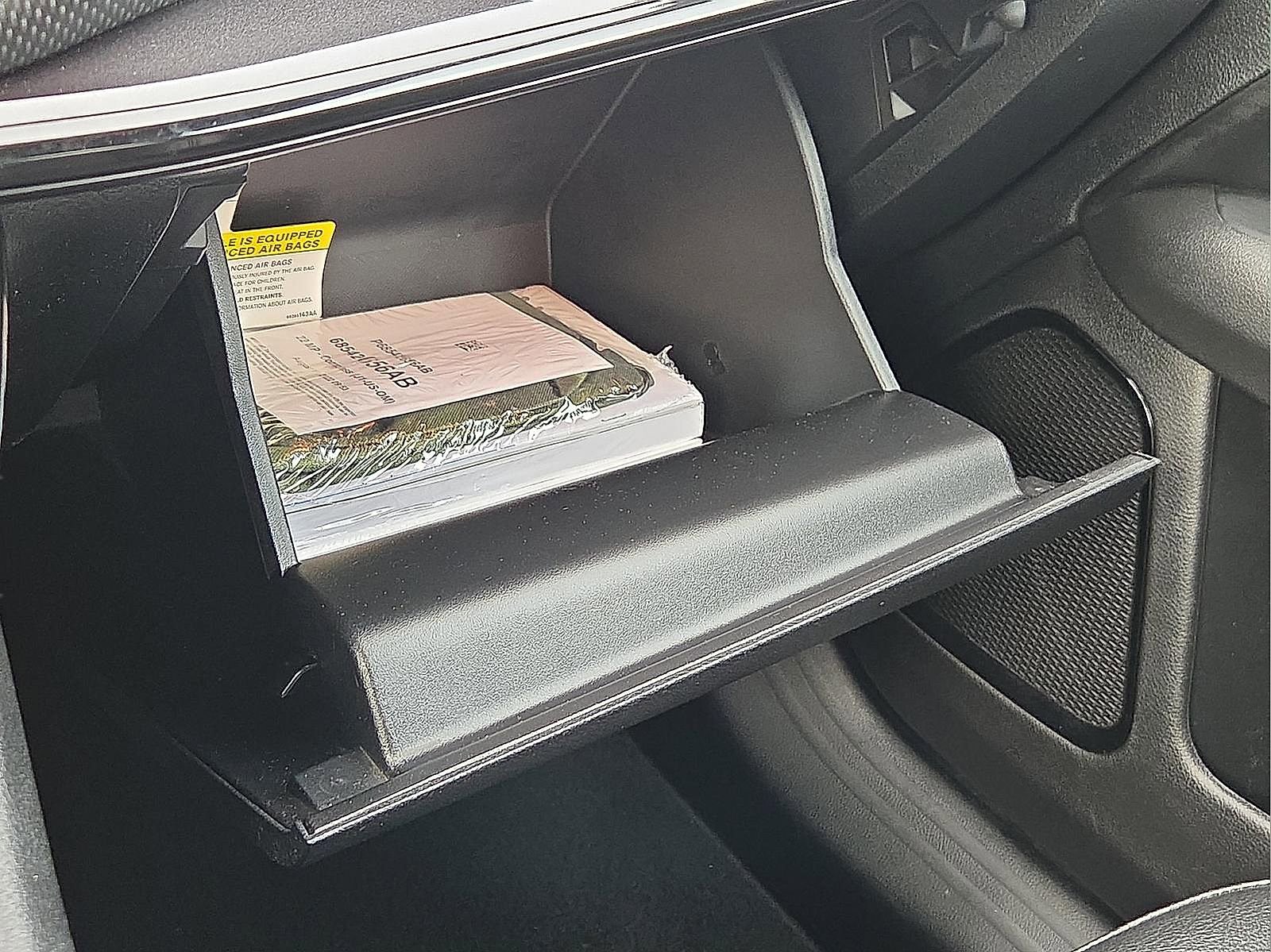 Used 2022 Jeep Compass Latitude FWD image 22