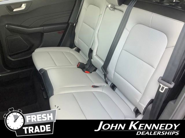 Certified 2023 Ford Escape Platinum AWD/4WD image 28
