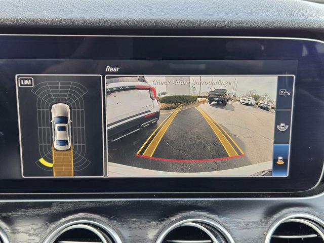Used 2018 Mercedes-Benz E 300 4MATIC w/ Premium 2 Package image 15