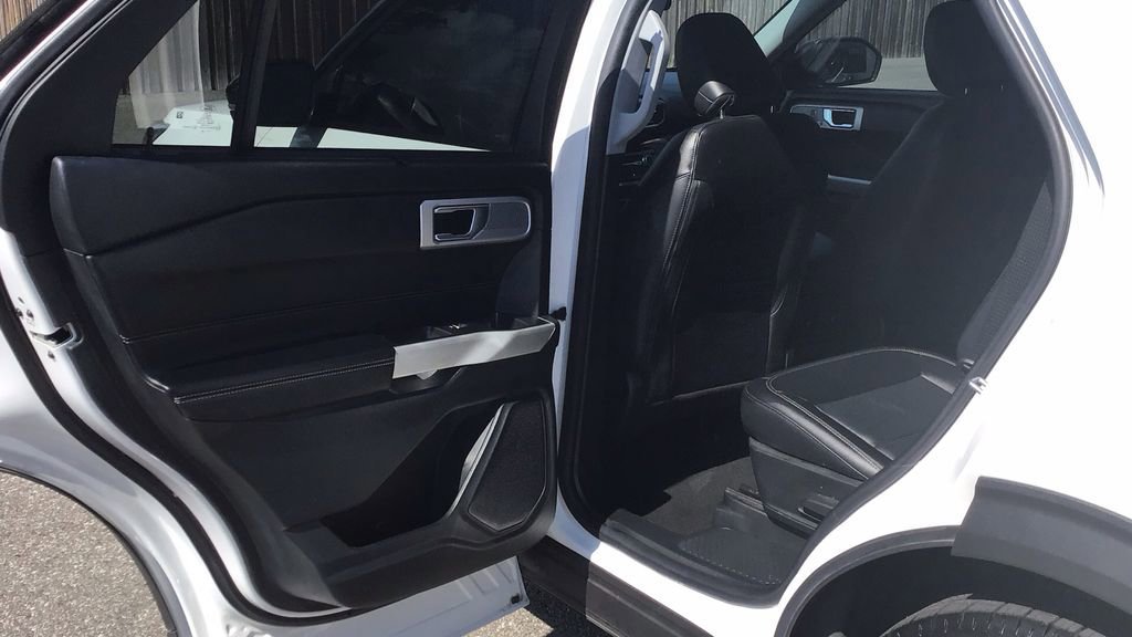 Certified 2022 Ford Explorer Limited w/ Equipment Group 301A image 14