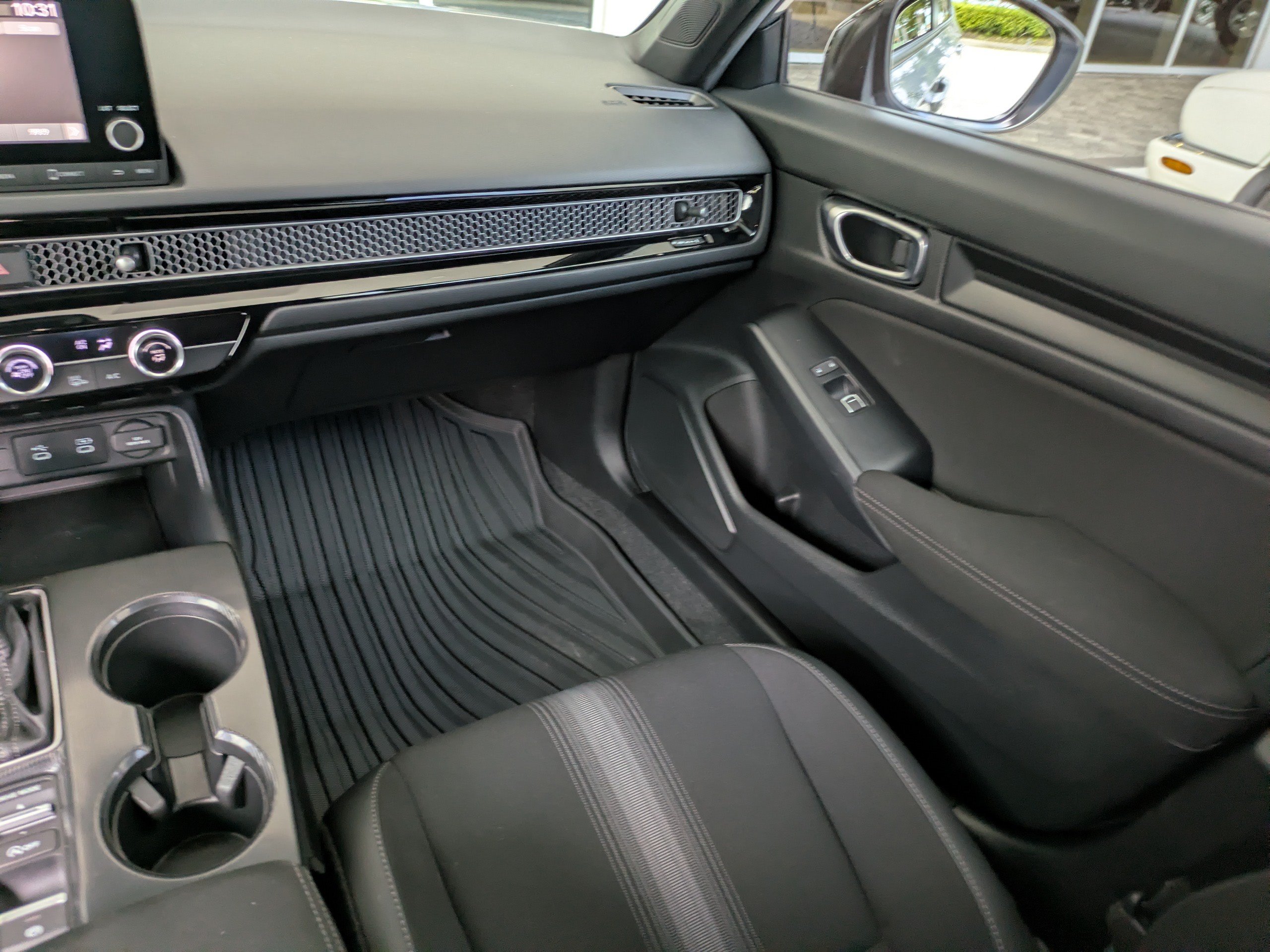 Used 2025 Honda Civic Sport image 17