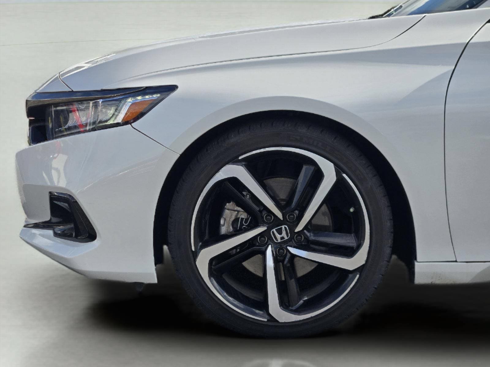 Used 2022 Honda Accord Sport Special Edition image 8