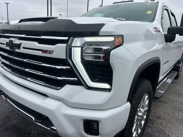 Used 2025 Chevrolet Silverado 2500 LTZ w/ Z71 Chrome Sport Edition image 2
